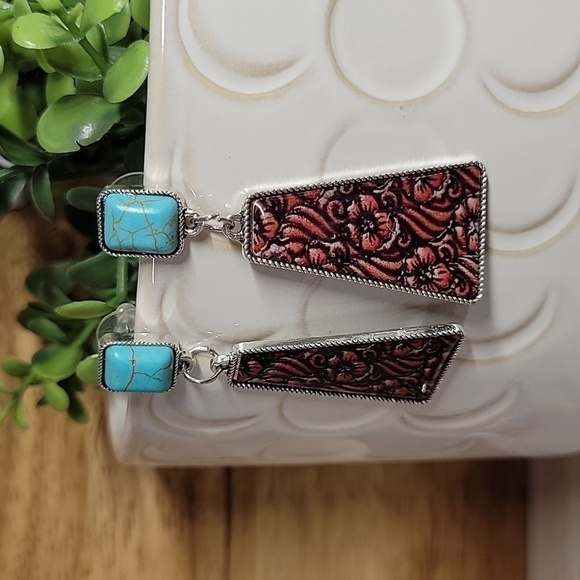 🔥LAST PAIR🔥 SOUTHWESTERN BOHO FLORAL DROP EARRINGS - Picture 4 of 6